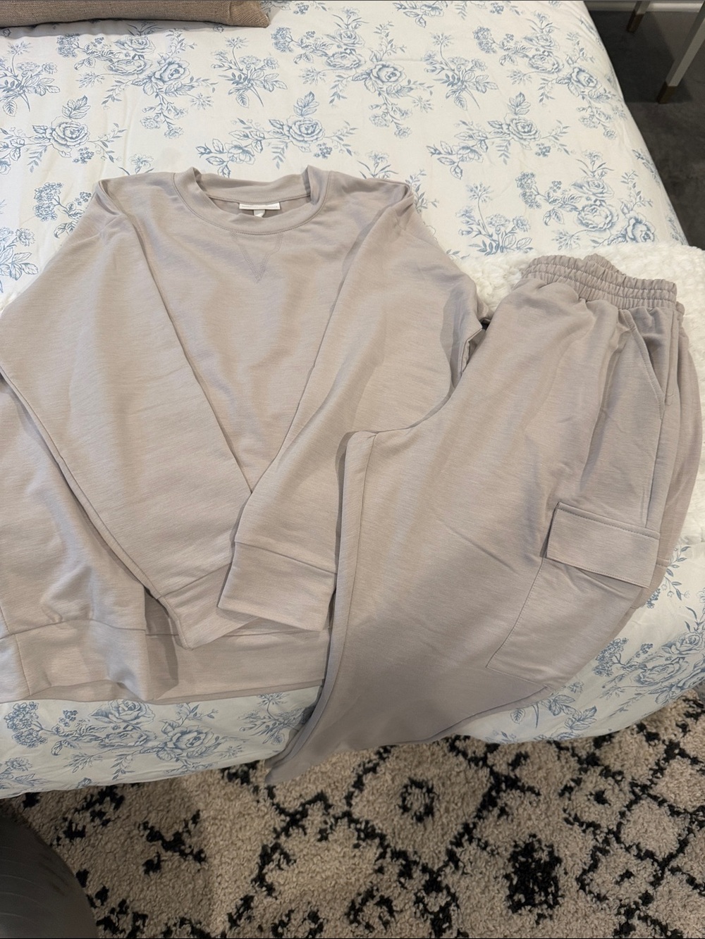 Women's Relaxed Crewneck Pajama Set in Taupe